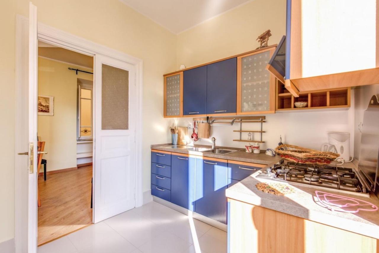 Lovely 4-Bedroom Apartment 30M Sangiovanni Metro Rome Luaran gambar