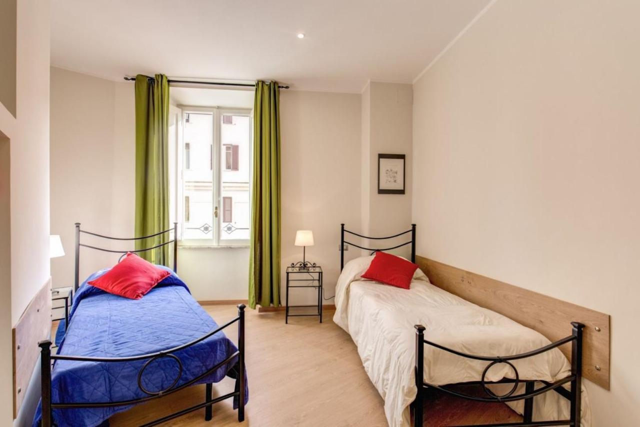 Lovely 4-Bedroom Apartment 30M Sangiovanni Metro Rome Luaran gambar