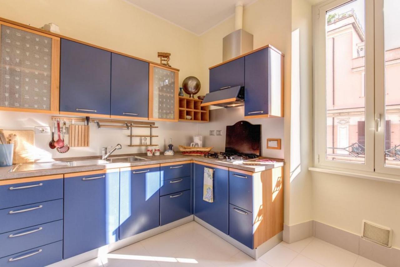 Lovely 4-Bedroom Apartment 30M Sangiovanni Metro Rome Luaran gambar
