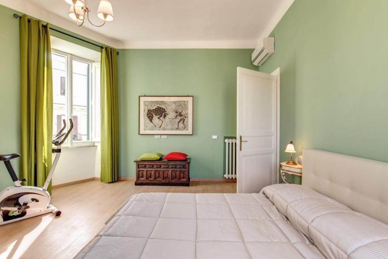 Lovely 4-Bedroom Apartment 30M Sangiovanni Metro Rome Luaran gambar