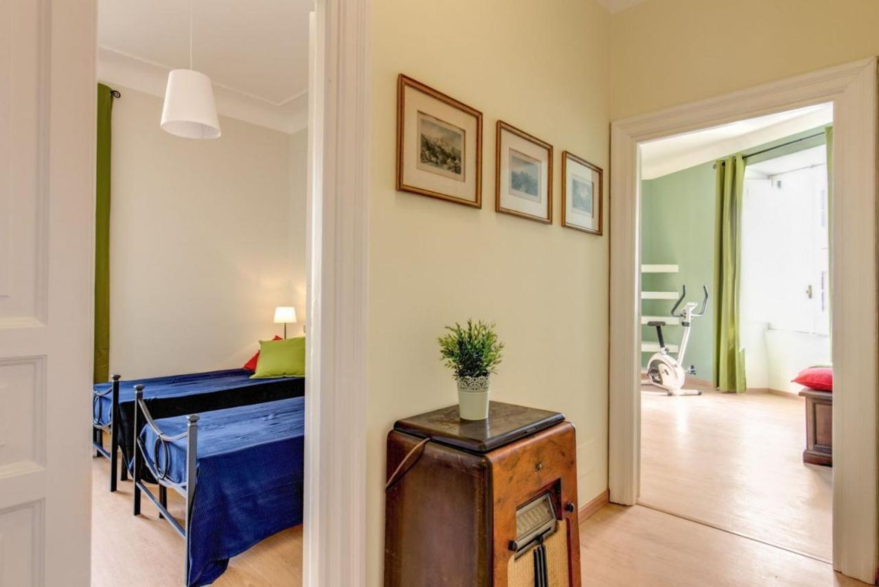 Lovely 4-Bedroom Apartment 30M Sangiovanni Metro Rome Luaran gambar